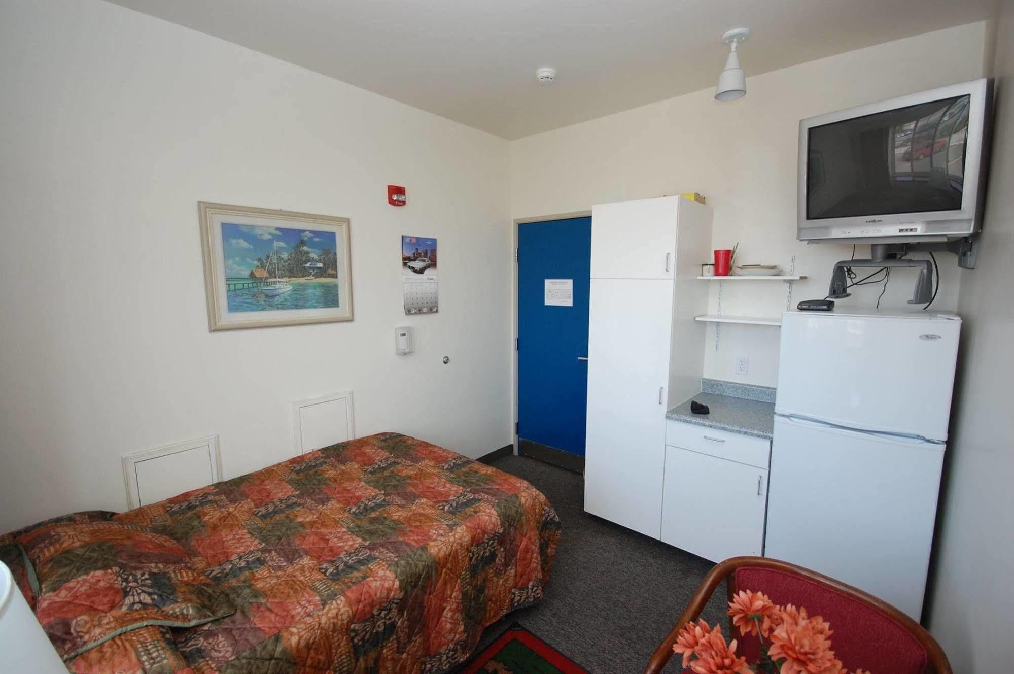Ingra House Hostal *